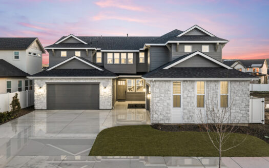 7535 W. Diamond Lake Dr.