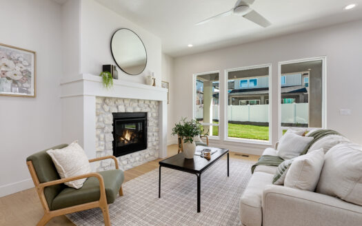 13926 N. Ermine Ave.