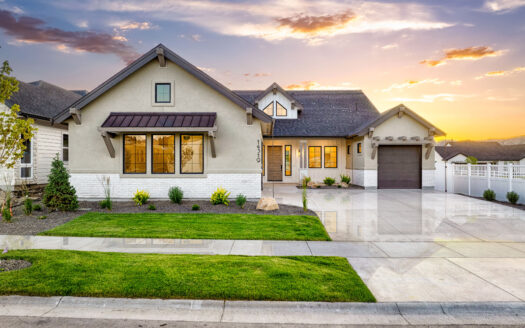 14319 N. Goldfinch Ave.