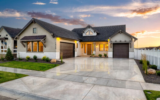 14319 N. Goldfinch Ave.
