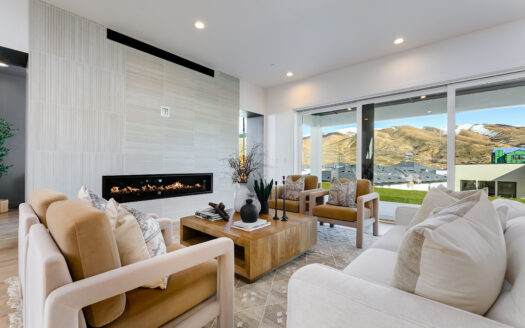 2536 S. Linnet Pl.