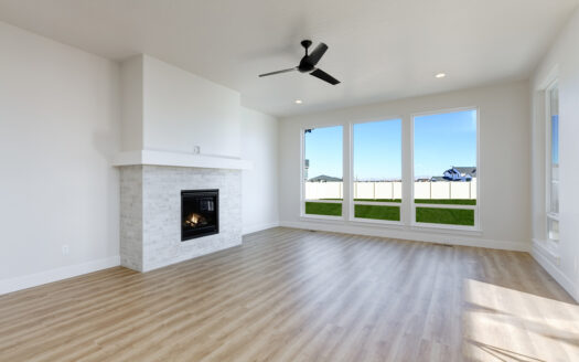 21870 Appaloosa Ave.