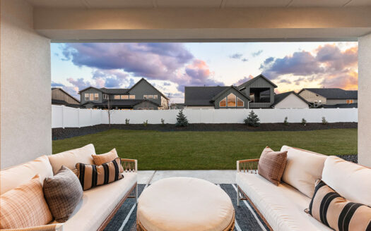 14293 N. Hornbill Way