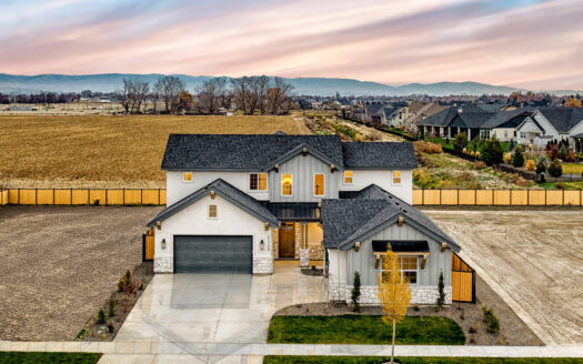 21726 Appaloosa Ave.