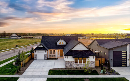 21637 Appaloosa Ave.
