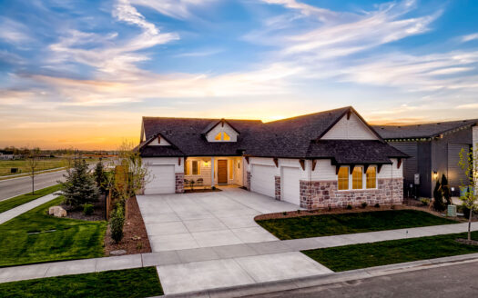 21637 Appaloosa Ave.